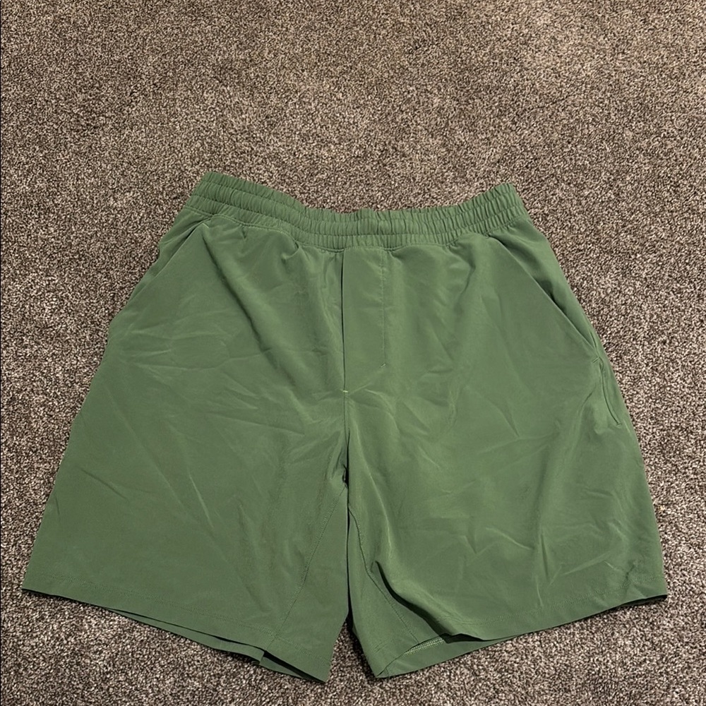 Lululemon Green Men’s Shorts Size S